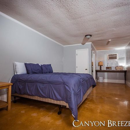 Canyon Breeze Motel Sulphur Kültér fotó